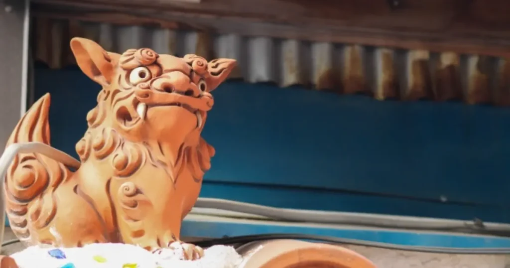 沖縄　シーサー
